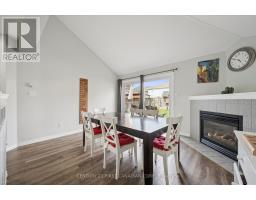 34 WAXWING CRESCENT - 11
