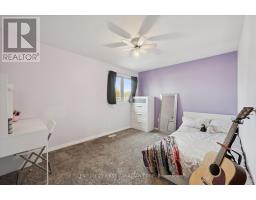 34 WAXWING CRESCENT - 18
