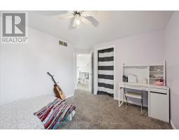 34 WAXWING CRESCENT - 19