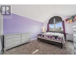 34 WAXWING CRESCENT - 20