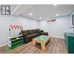 34 WAXWING CRESCENT - 23