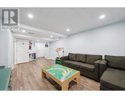 34 WAXWING CRESCENT - 24