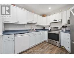34 WAXWING CRESCENT - 8