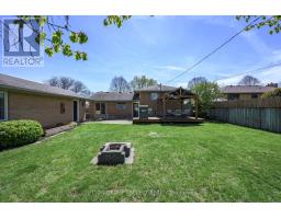 86 TEWKSBURY CRESCENT - 38