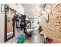 203 JOHN STREET N - 11