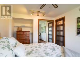 110 ROE STREET - 27