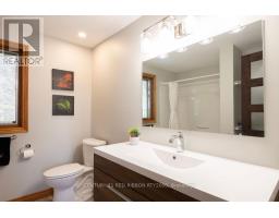 110 ROE STREET - 30
