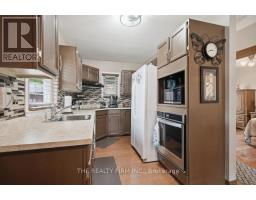 201 GILES STREET - 12