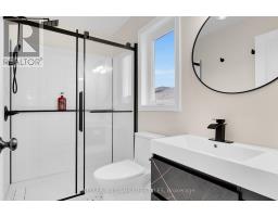 18 - 3270 SINGLETON AVENUE - 27
