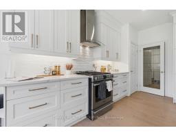 52 WYNFIELD LANE - 14