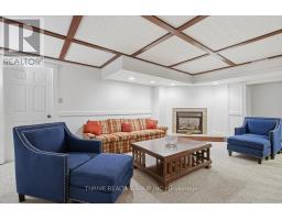 52 WYNFIELD LANE - 32