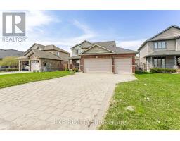 8 OLIVER CRESCENT - 3