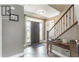 8 OLIVER CRESCENT - 5