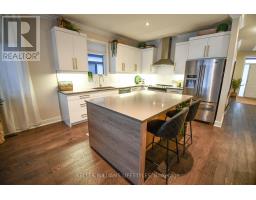1934 WATEROAK DRIVE - 10