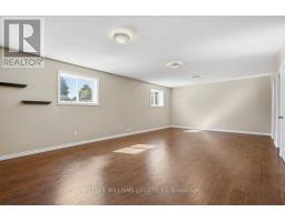 54 YARMOUTH DRIVE - 35