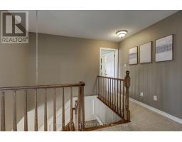 94 CARRIAGE HILL DRIVE - 17