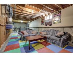94 CARRIAGE HILL DRIVE - 33