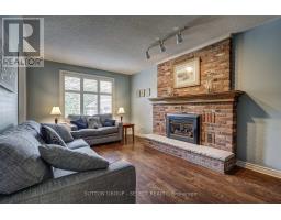 94 CARRIAGE HILL DRIVE - 9