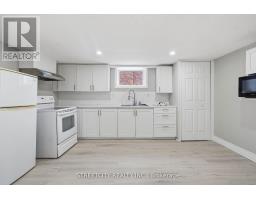 437 CHARLOTTE STREET - 35