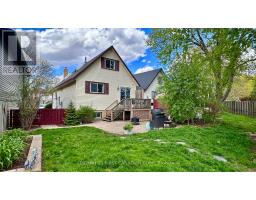 15 CHANCTON CRESCENT - 21