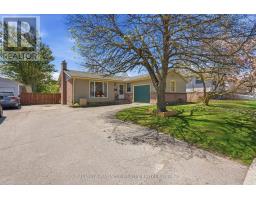 109 BRIXHAM CRESCENT - 1