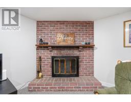 109 BRIXHAM CRESCENT - 29
