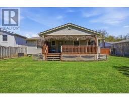 109 BRIXHAM CRESCENT - 38
