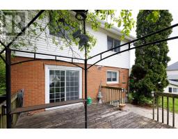 14 BRENTWOOD CRESCENT - 36