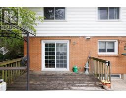 14 BRENTWOOD CRESCENT - 37