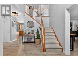 285 THORNE DRIVE - 13