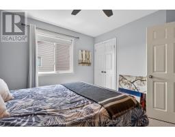285 THORNE DRIVE - 15