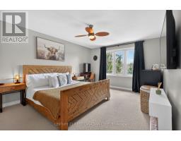 285 THORNE DRIVE - 19