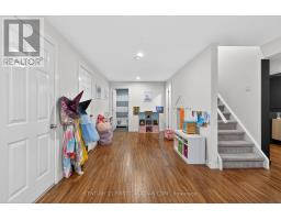 285 THORNE DRIVE - 27