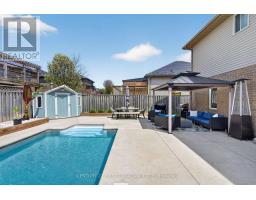 285 THORNE DRIVE - 35
