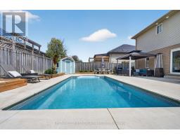 285 THORNE DRIVE - 37