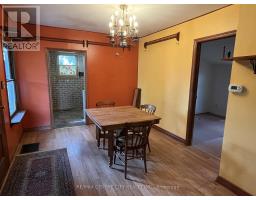 121 BARKER STREET - 3