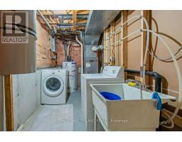 48 - 1570 RICHMOND STREET - 35
