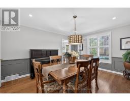 372 GRANGEOVER AVENUE - 10