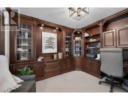 372 GRANGEOVER AVENUE - 19