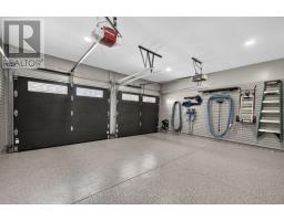 372 GRANGEOVER AVENUE - 21