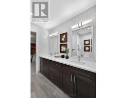 372 GRANGEOVER AVENUE - 33