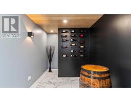 83 DAVENTRY WAY - 36