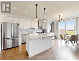 22 SPARROW CRESCENT - 10