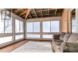 488 SUNNYSIDE CRESCENT - 13