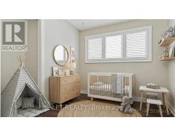 488 SUNNYSIDE CRESCENT - 24