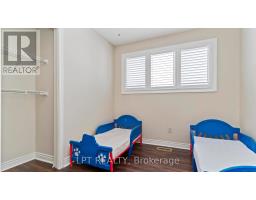 488 SUNNYSIDE CRESCENT - 25