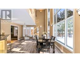 488 SUNNYSIDE CRESCENT - 7
