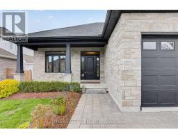 95 MAYAPPLE CRESCENT - 2