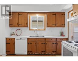 93 NICHOLAS CRESCENT - 6
