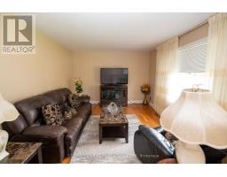 45 MANITOULIN DRIVE - 5